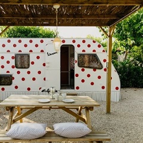 CARAVANE 5 personnes - 35 VESPA-sans sanitaire-