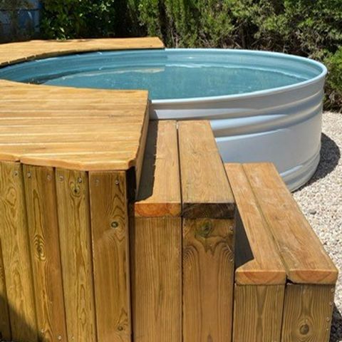 BUNGALOW 5 personas - PISCINA MH 03