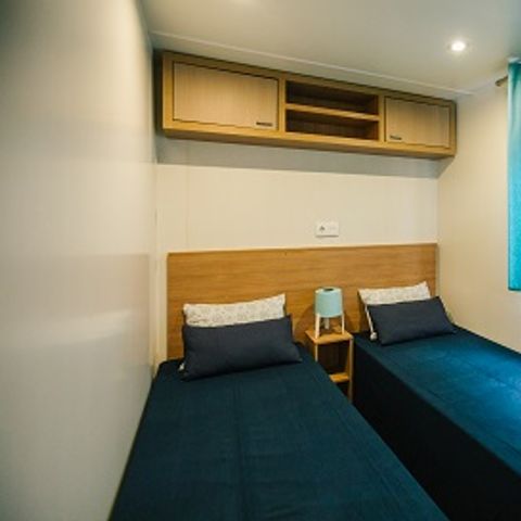 BUNGALOW 6 people - NAVY 18