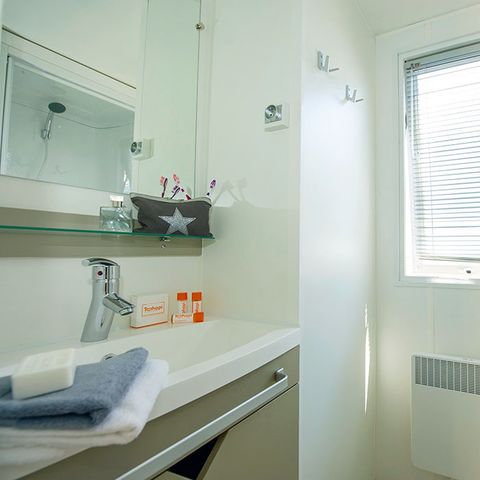 Mobile home 6 persons - Mobile-home | Comfort | 3 Bedrooms | 6 Pers. | Single terrace | Air-con.