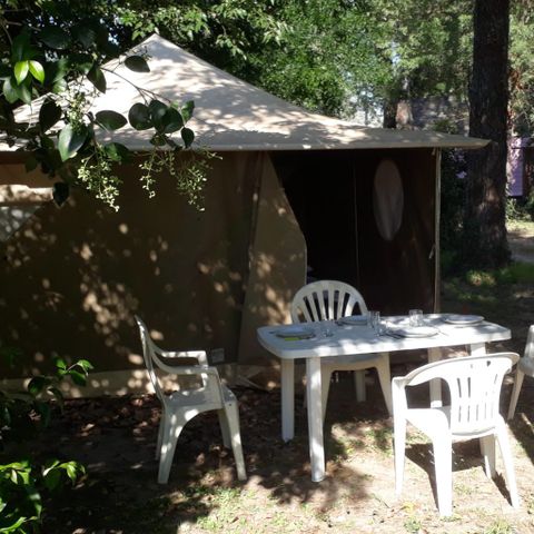 Canvas and wooden tent 4 persons - Les Muguets - 4 people