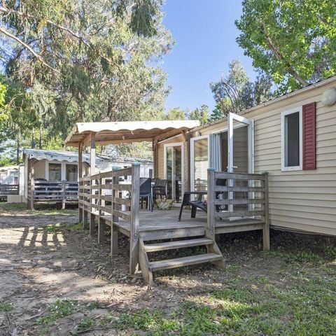 BUNGALOW 6 personnes - Comfort | 2 Ch. | 4/6 Pers. | Terrasse surélevée | 1 SDB | Clim.