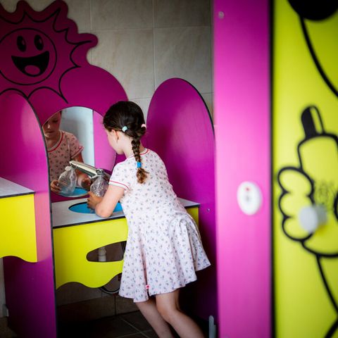 EMPLACEMENT - 80m² avec électricité 10A