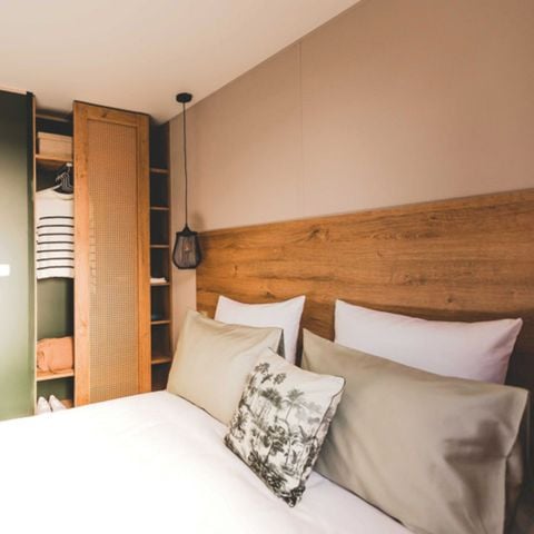 Stacaravan 4 personen - 28 m² - 2 slaapkamers (bed van 160 cm) - met tv