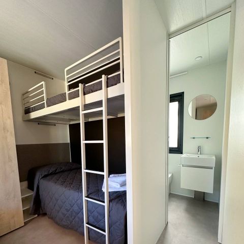 CASA MOBILE 5 persone - BEACHLUXE con due camere da letto e vasca idromassaggio 