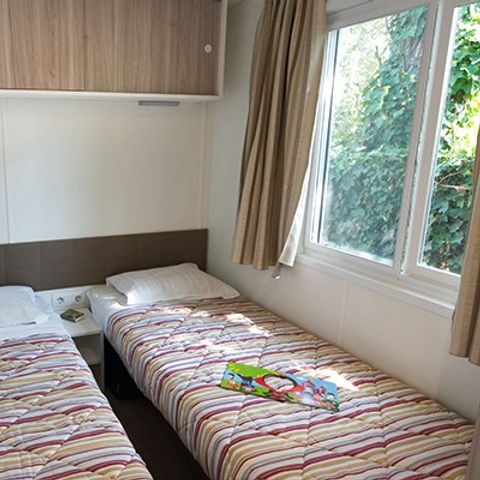 Stacaravan 6 personen - Mobile-home | Comfort XL | 3 slaapkamers | 6 pers. | Verhoogd terras | 2 badkamers | Airconditioning.