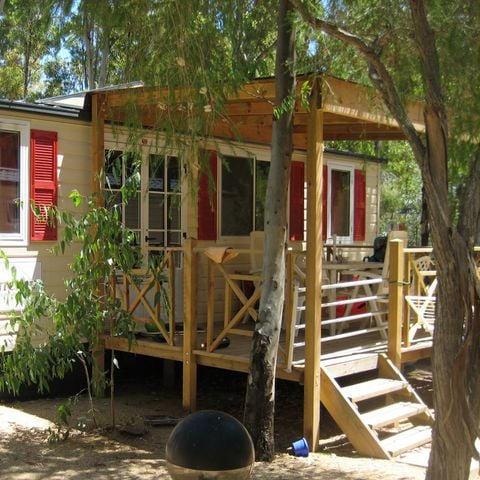 Stacaravan 6 personen - Klassiek | 3 slaapkamers | 4/6 Pers | Verhoogd terras | Airconditioning