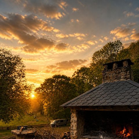 Pitch - Package for 2 people including electricity – Lake view (max. 6 people with extra beds)