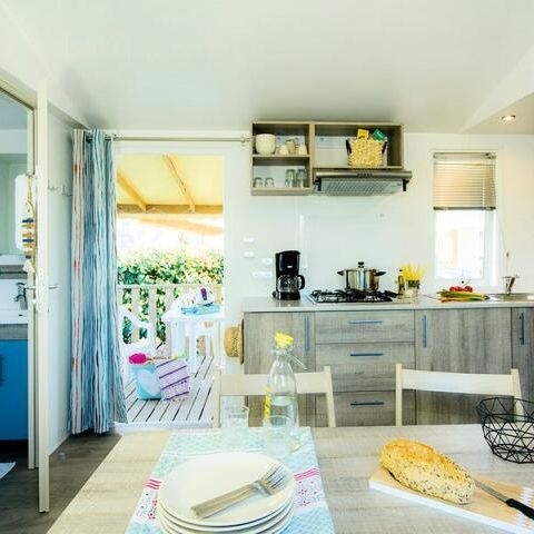 Mobilhome 6 personnes - Cosy 3 Pièces 4/6 Personnes Climatisé (5 adultes et 1 enfant de -14 ans)