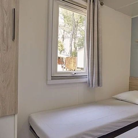 Mobile home 4 persons - Mobile-home | Comfort XL | 2 Bedrooms | 4 Pers. | Raised terrace | Air-con.