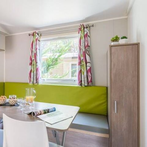 Stacaravan 6 personen - Comfort | 3 slaapkamers | 6 pers | Verhoogd terras | Airconditioning | TV