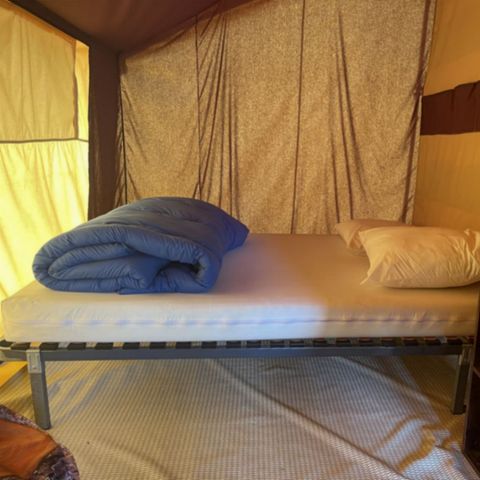 TENTE 4 personnes - Insolite - Tente Indiana (sans sanitaires)