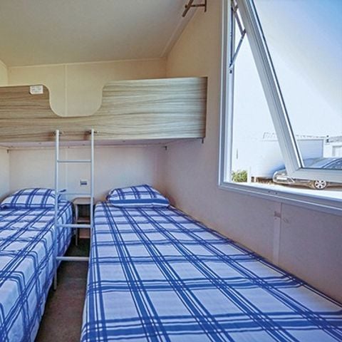 Stacaravan 6 personen - Classic XL | 2 slaapkamers | 4/6 pers. | Verhoogd terras