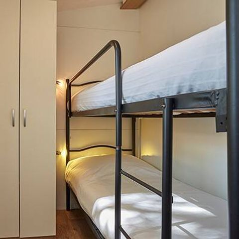 Mobile home 6 persons - Mobile-home | Premium | 3 Bedrooms | 6 Pers. | Raised terrace | 2 bathrooms | Air-con.
