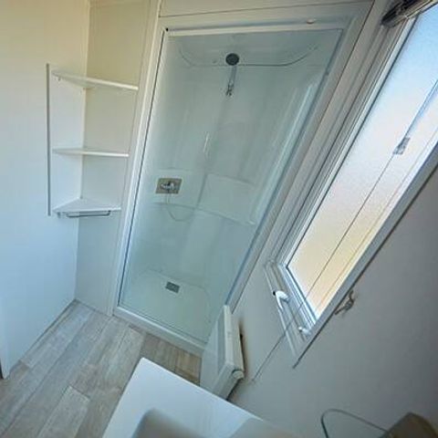 Mobile home 6 persons - Mobile-home | Premium | 3 Bedrooms | 6 Pers. | Raised terrace | 2 bathrooms | Air-con.