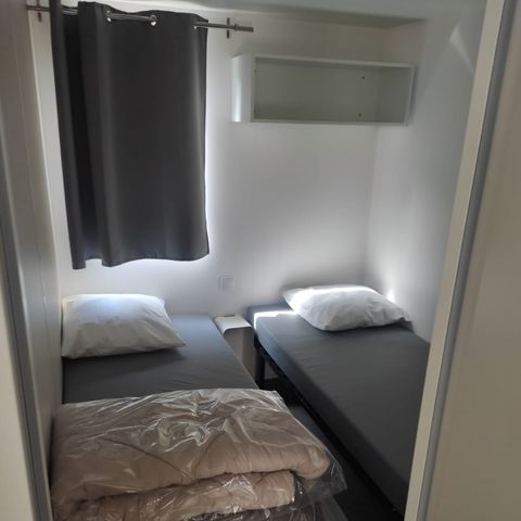 MOBILHOME 6 personas - Mobil-home 001 (3 habitaciones, 1 cuarto de ducha) - Aire acondicionado - Terraza semicubierta