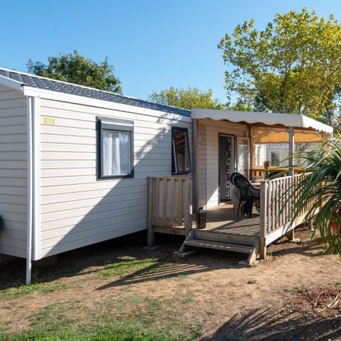 MOBILE HOME 6 people - Cottage sleeps 6, 3 bedrooms (air conditioning, TV, dishwasher)