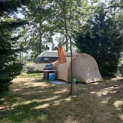 PARCELA - Parcelas + 1 vehículo