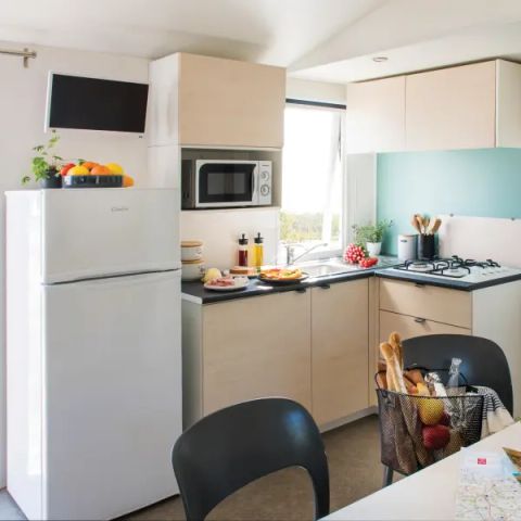 MOBILHOME 7 personnes - Mobil Home Aqua 3ch 6/7pers Terrasse Semi-Couverte TV