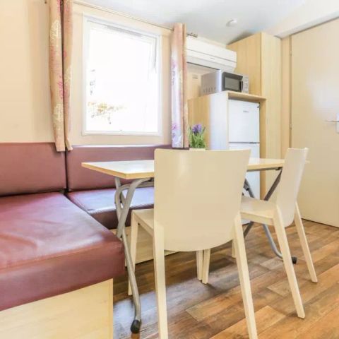 MOBILHOME 4 personnes - 3 Pièces 4 Personnes Climatisé