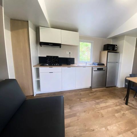 Mobile home 4 persons - Sea or Mountain View 3 Rooms 4 People Air-conditioned + TV + Jacuzzi