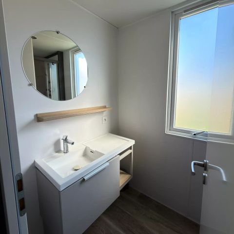 Mobilheim 4 Personen - Key West Meerblick 3 Zimmer 4 Personen Klimatisiert + TV + Jacuzzi 2sdb