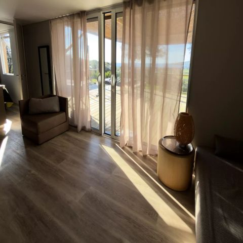 MOBILE HOME 4 people - Key West Sea View 3 Rooms 4 People Air Conditioned + TV + Jacuzzi 2sdb