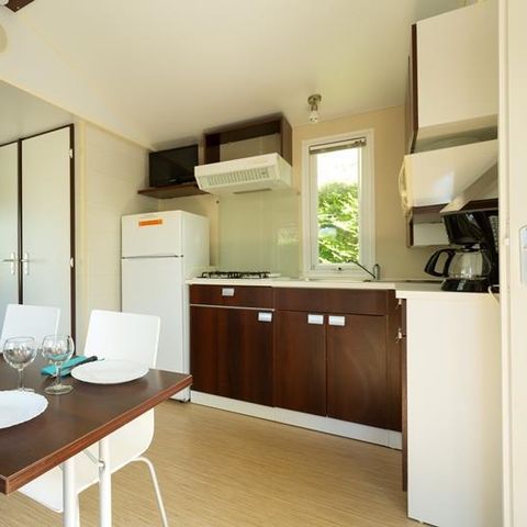 BUNGALOW 4 personnes - Mobil home Cottage intégré 27.5m² (2 chambres) (+ de 13 ans) + terrasse intégrée+ TV 4 pers
