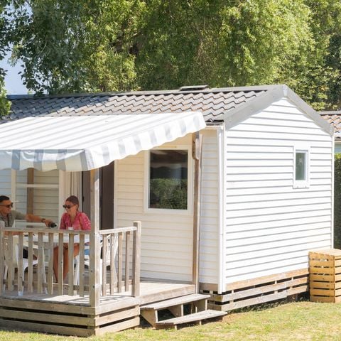 BUNGALOW 2 personnes - Mobil-home Plage 18.6m² (+ de 10 ans) (1 chambre) + Terrasse bois semi-couverte + TV 2 pers