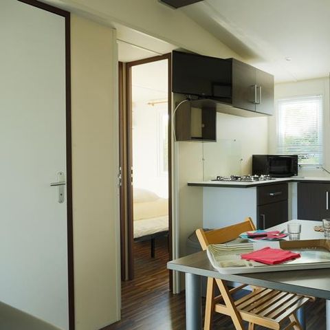 MOBILHOME 2 personas - Mobile-home Beach 18,6m² (más de 10 años) (1 habitación) + Terraza semicubierta de madera + TV para 2 personas
