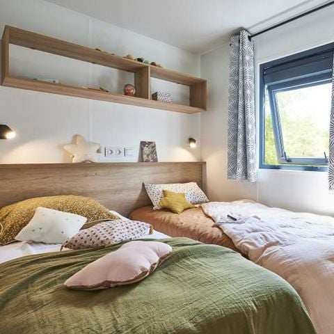 BUNGALOW 4 personnes - Mobil-home Premium 2ch. avec spa (33m²) 4 pers