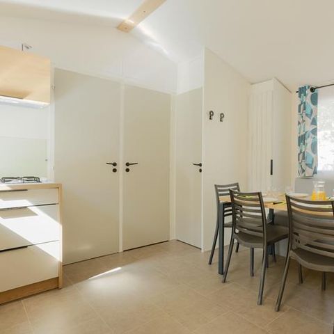BUNGALOW 5 personnes - Evasion 28.5m² (2 chambres D) (- de 9 ans) + TV + Terrasse