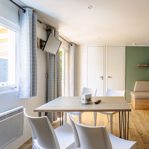 Stacaravan 5 personen - Stacaravan Evasion Plus 28.5m² (2 kamers) (- van 3 jaar) + TV + Terras + Airco + Afwasmachine 4/5 pers