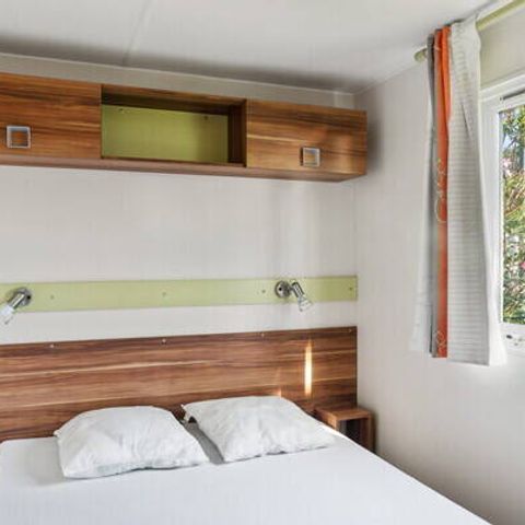 BUNGALOW 4 personnes - Mobil-home | Comfort | 2 Ch. | 4 Pers. | Terrasse surélevée | TV