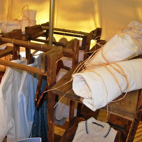 Wohnzelt auz holz 4 personen - BELLA TENT - Ohne Sanitäranlagen