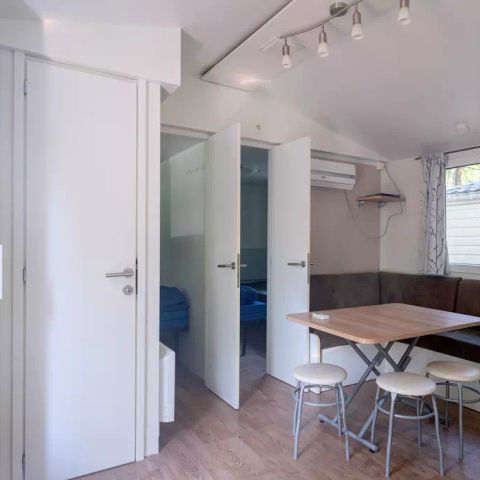 MOBILHOME 6 personas - Mobil-home | Confort | 3 Dormitorios | 6 Pers. | Terraza elevada | 1 Baño | Aire acondicionado.
