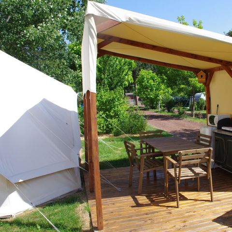 TENT 4 people - NOMAD without sanitary facilities