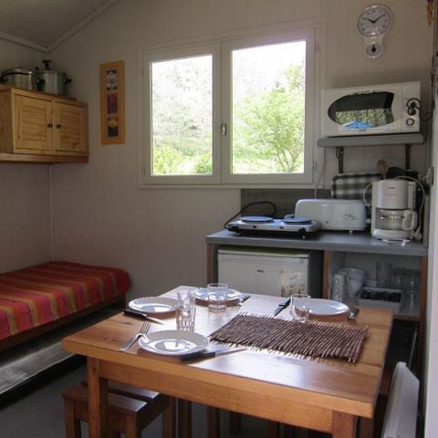 Chalet 2 persons - YELLOW CABANON without sanitary facilities