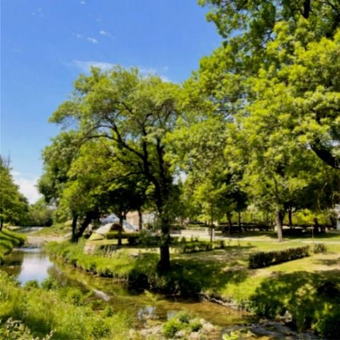 EMPLACEMENT - Emplacement