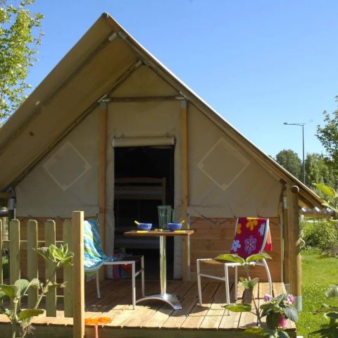 TENTE TOILE ET BOIS 2 personnes - Lodge Canadienne PMR, la tente confort avec petit déjeuner; accessible fauteuils