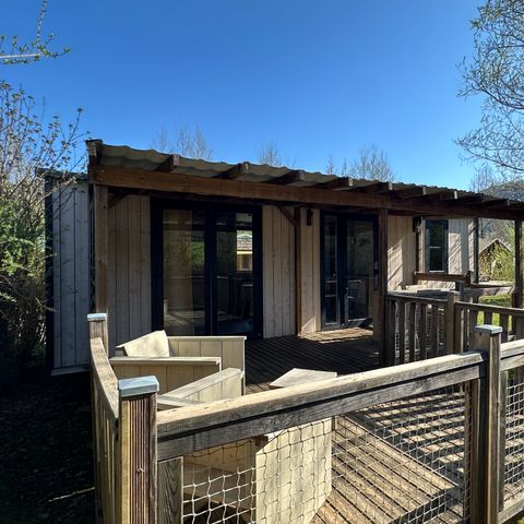 Mobilheim 4 Personen - Cottage Mahaut Prestige - 32m² - 2 Zimmer, XXL-Duschraum, Raffiniertheit und Modernität