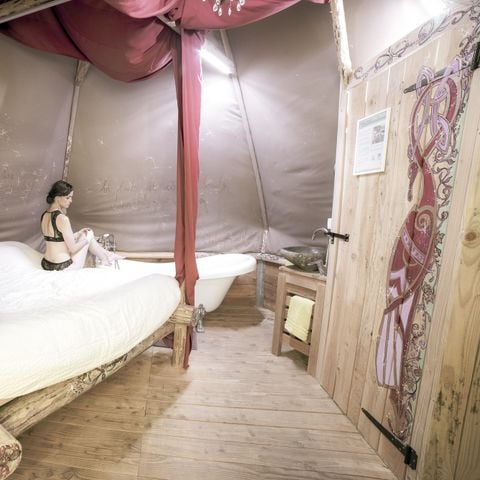 Unterkunft 2 personen - Lodge Venezia - 18m² - Barock, romantisch mit einer altmodischen Badewanne und Frühstück inbegriffen.