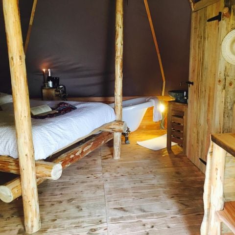 Unterkunft 2 personen - Lodge Venezia - 18m² - Barock, romantisch mit einer altmodischen Badewanne und Frühstück inbegriffen.