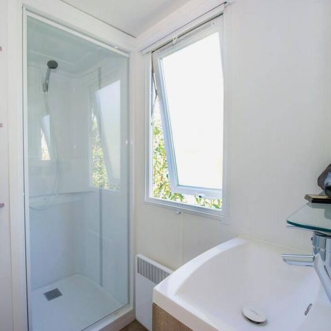 BUNGALOW 4 personnes - Mobil-home | Comfort | 2 Ch. | 4 Pers. | Terrasse surélevée | Clim. | TV