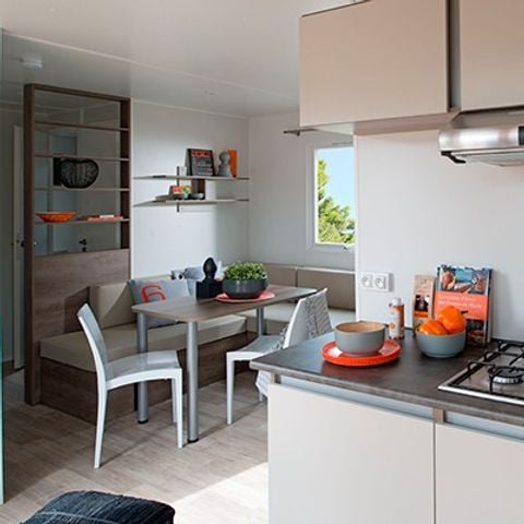 Mobilhome 6 personnes - Comfort XL | 3 Ch. | 6 Pers. | Terrasse surélevée | Clim. | TV