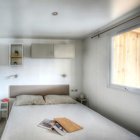 Mobilhome 6 personnes - Ultimate | 3 Ch. | 6 Pers. | Terrasse Couverte | Jacuzzi | 2 SDB | Clim. | TV