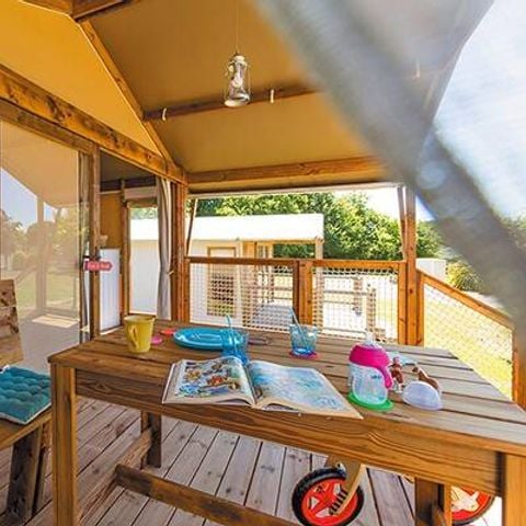 TIENDA DE LONA Y MADERA 5 personas - Carpa Lodge | 2 Dormitorios | Capacidad 4/5 personas | Sin Baño