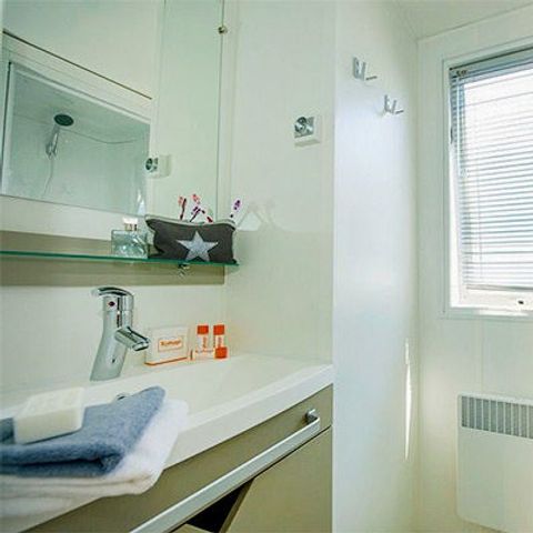 Mobilheim 6 Personen - Mobilheim | Premium | 3 Zi. | 6 Pers. | Erhöhte Terrasse | 2 Bäder | Klim.
