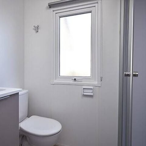 Mobilheim 6 personen - Comfort | 3 Zi. | 6 Pers. | Erhöhte Terrasse | 2 Bäder | Klimaanlage