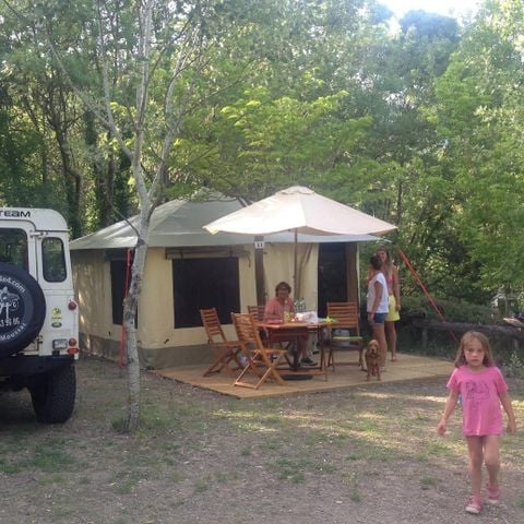 Bungalow 4 personnes - MAYOTTE sans sanitaires 16 m²